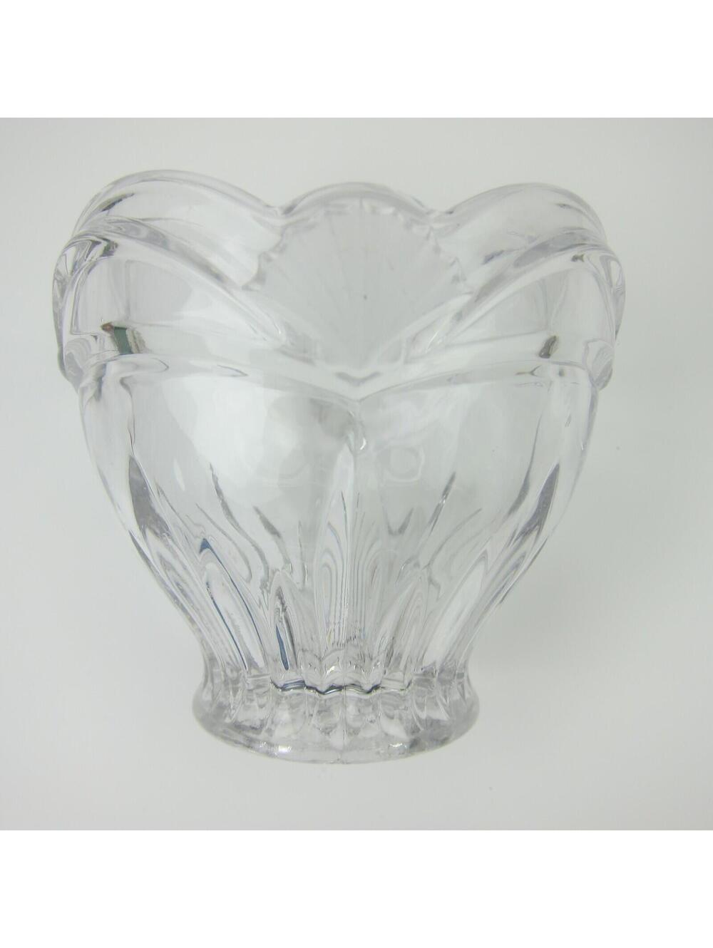 Vintage Studio Nova Clear Pressed Glass Candy Dish Nut Bowl 4" Round Shell / Fan